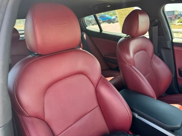 Certified Used 2020 White Kia GT1 image 27