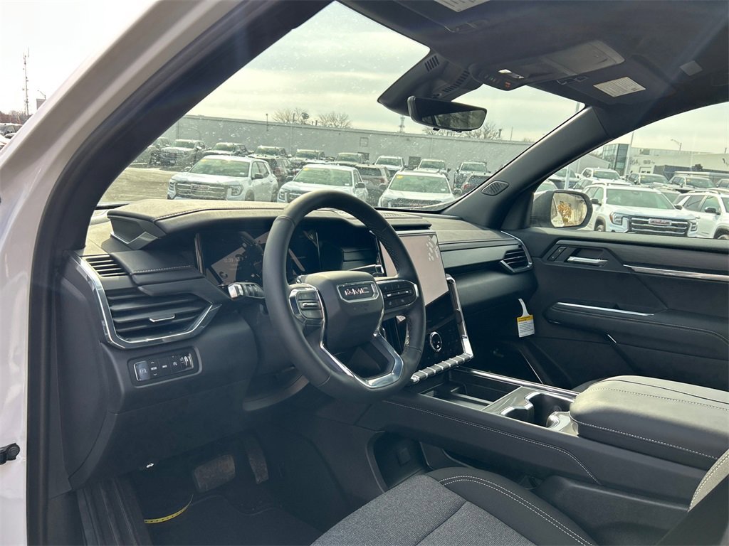 2026 GMC ACADIA - Image 16