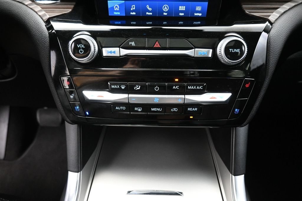 Used 2023 Gray Ford Limited image 28