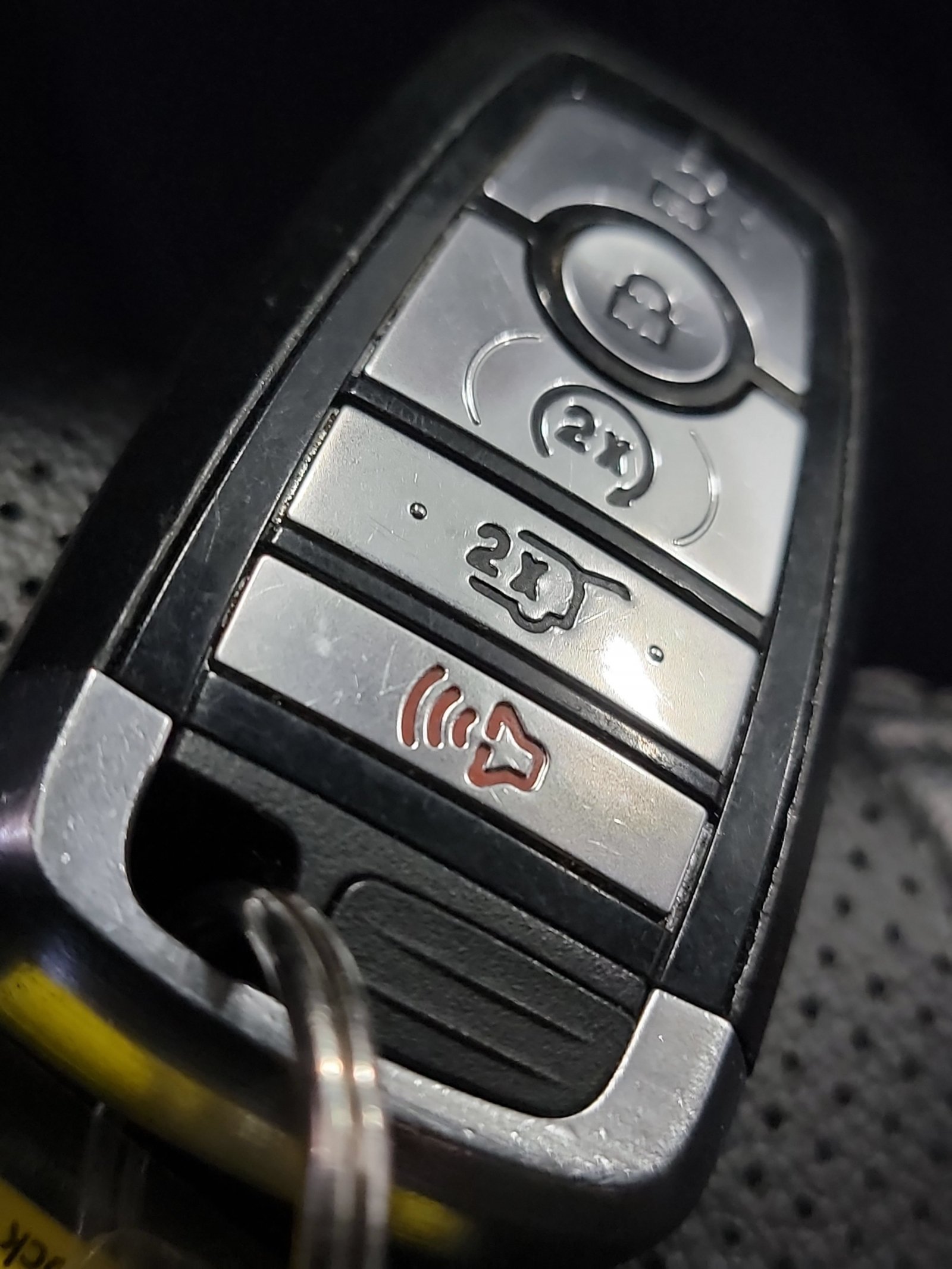 Used 2022 Blue Metallic Ford SEL image 30