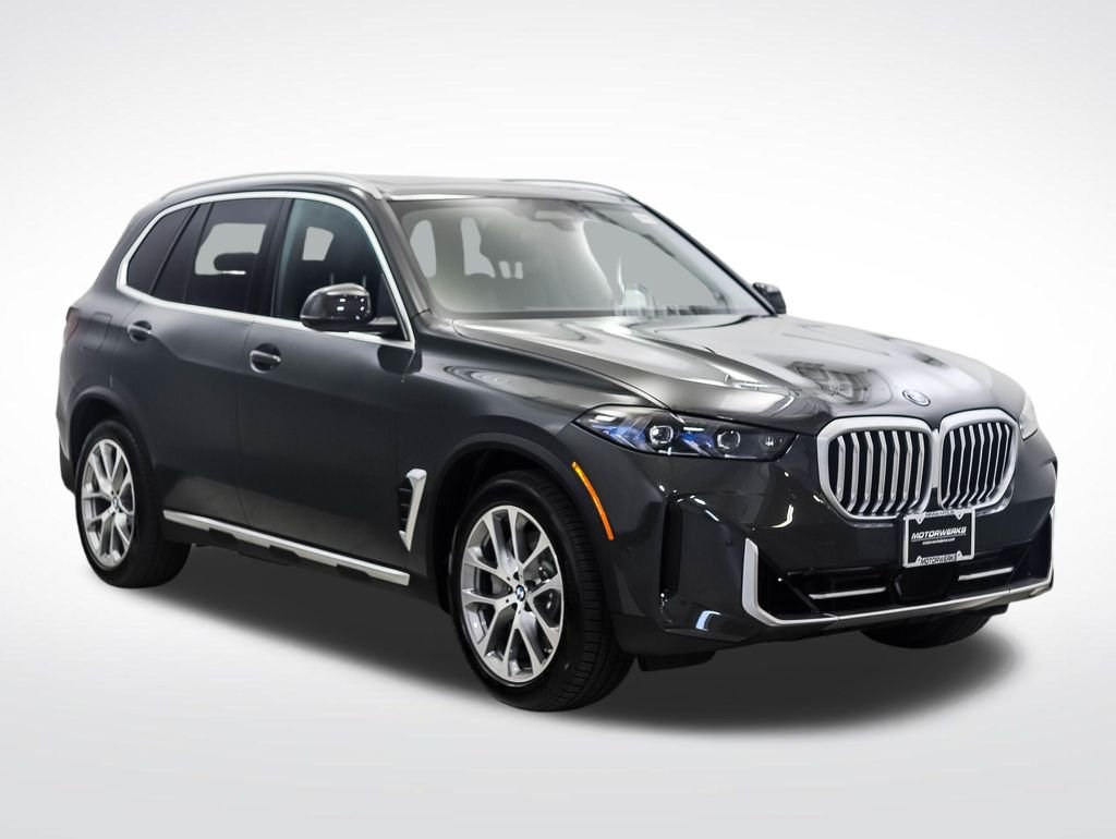 New 2026 Gray Metallic BMW xDrive50e image 7