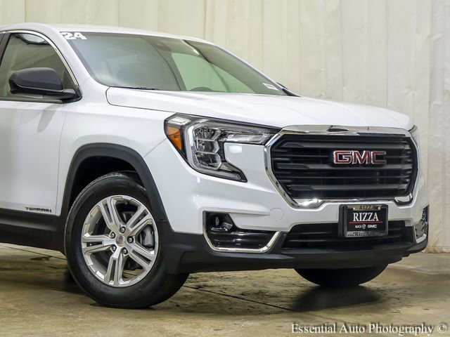 Used 2024 Summit White GMC SLE image 6