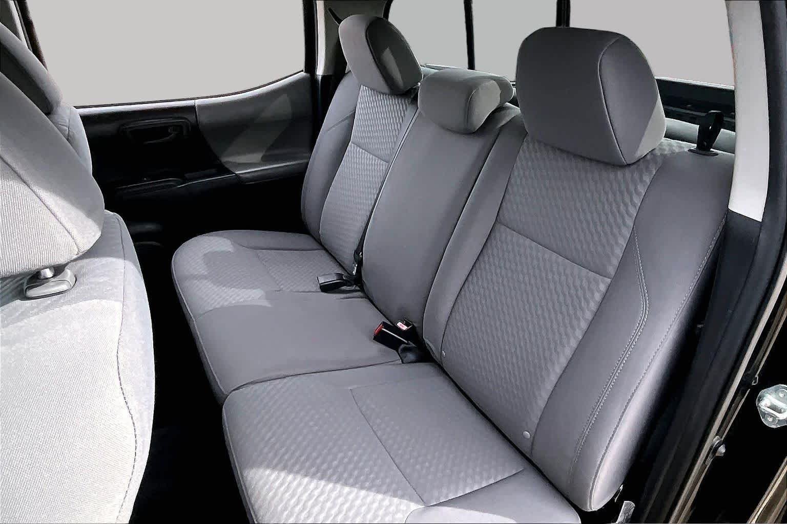 Used 2020 Midnight Black Metallic Toyota SR image 19
