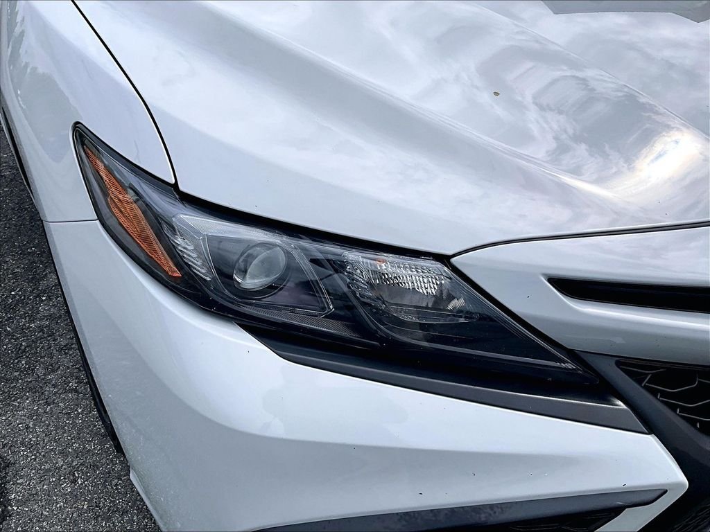 Used 2024 White Toyota SE image 32