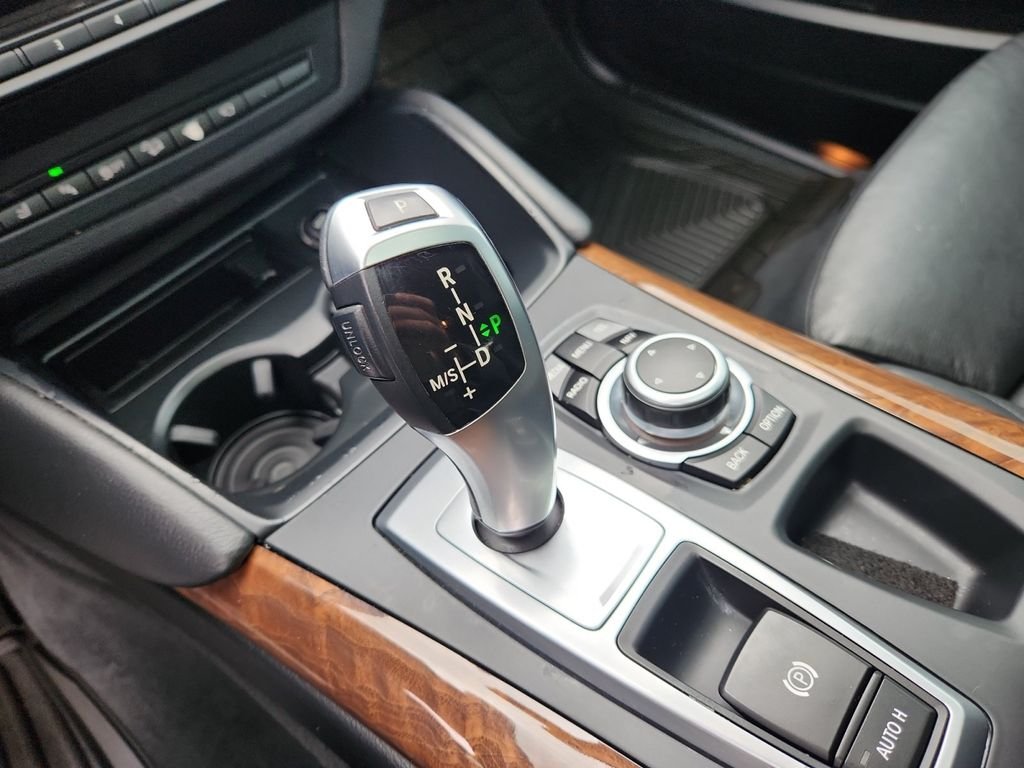Used 2014 White BMW xDrive35i image 18