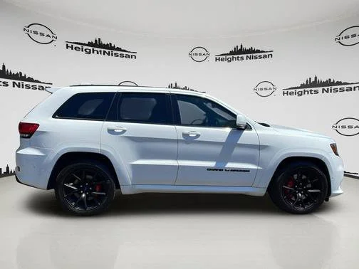 2021 Jeep Grand Cherokee SRT - Photo 11