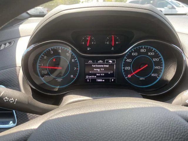 Used 2018 Silver Chevrolet LT image 14