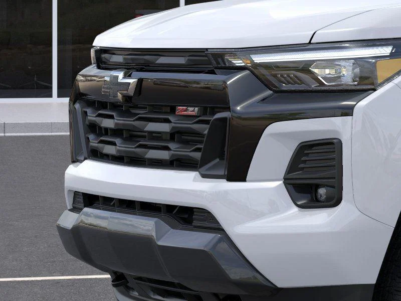 New 2026 Summit White Chevrolet Z71 image 13