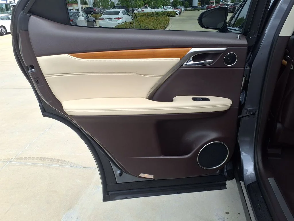 Used 2019 Gray Lexus 450h image 17