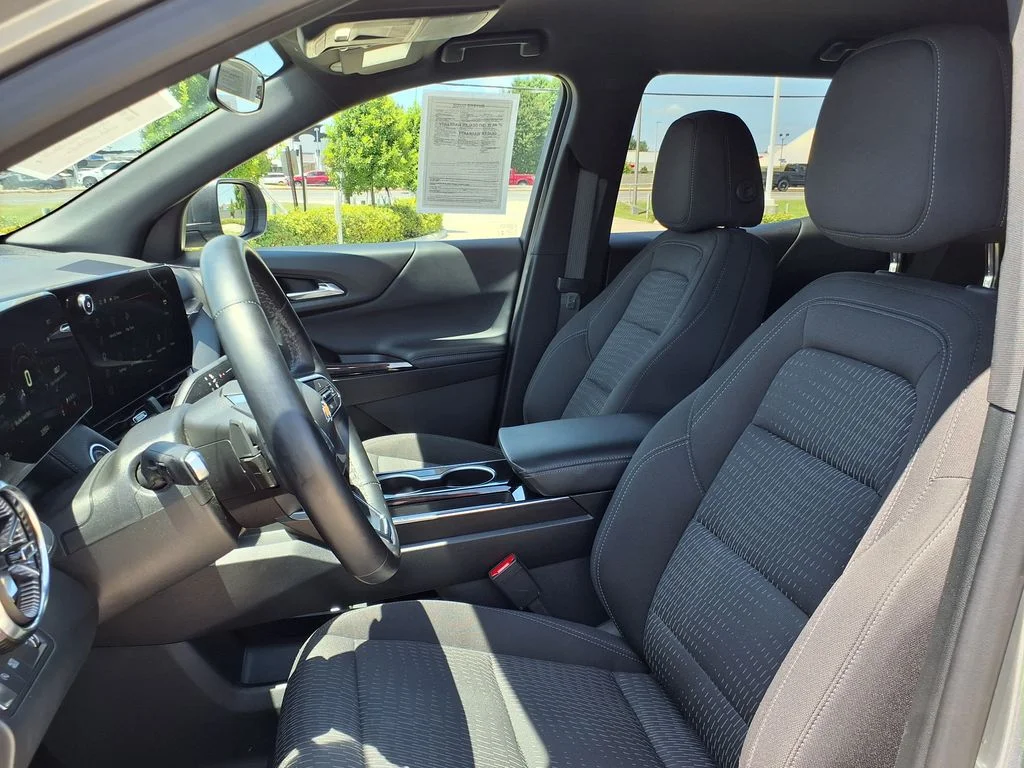 Used 2025 Gray Chevrolet LT image 14