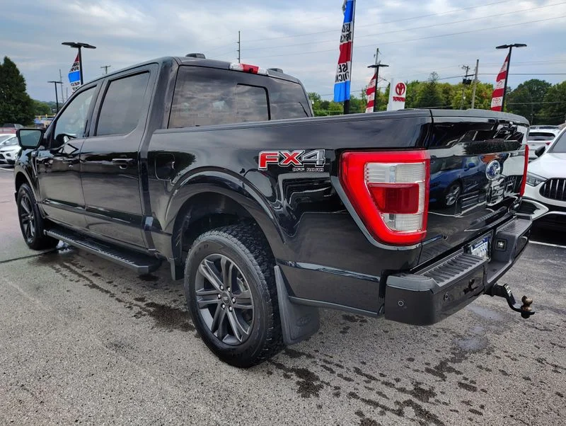 Used 2021 Black Ford Lariat image 5