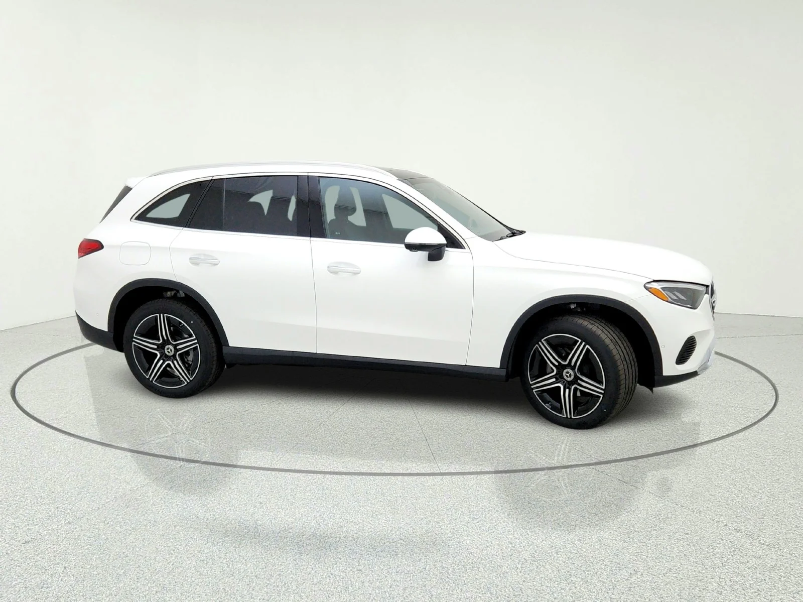 2026 Mercedes-Benz GLC Base - Photo 6