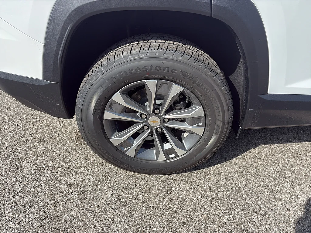 2026 Chevrolet Equinox LT - Photo 14