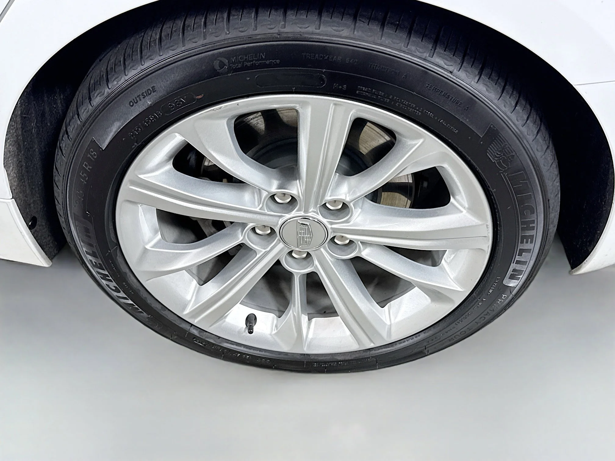 Used 2025 Summit White Cadillac Premium Luxury image 31