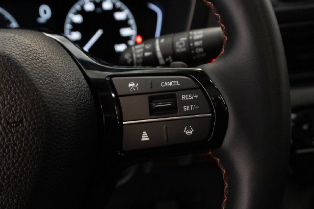 Used 2025 Silver Honda TrailSport image 18