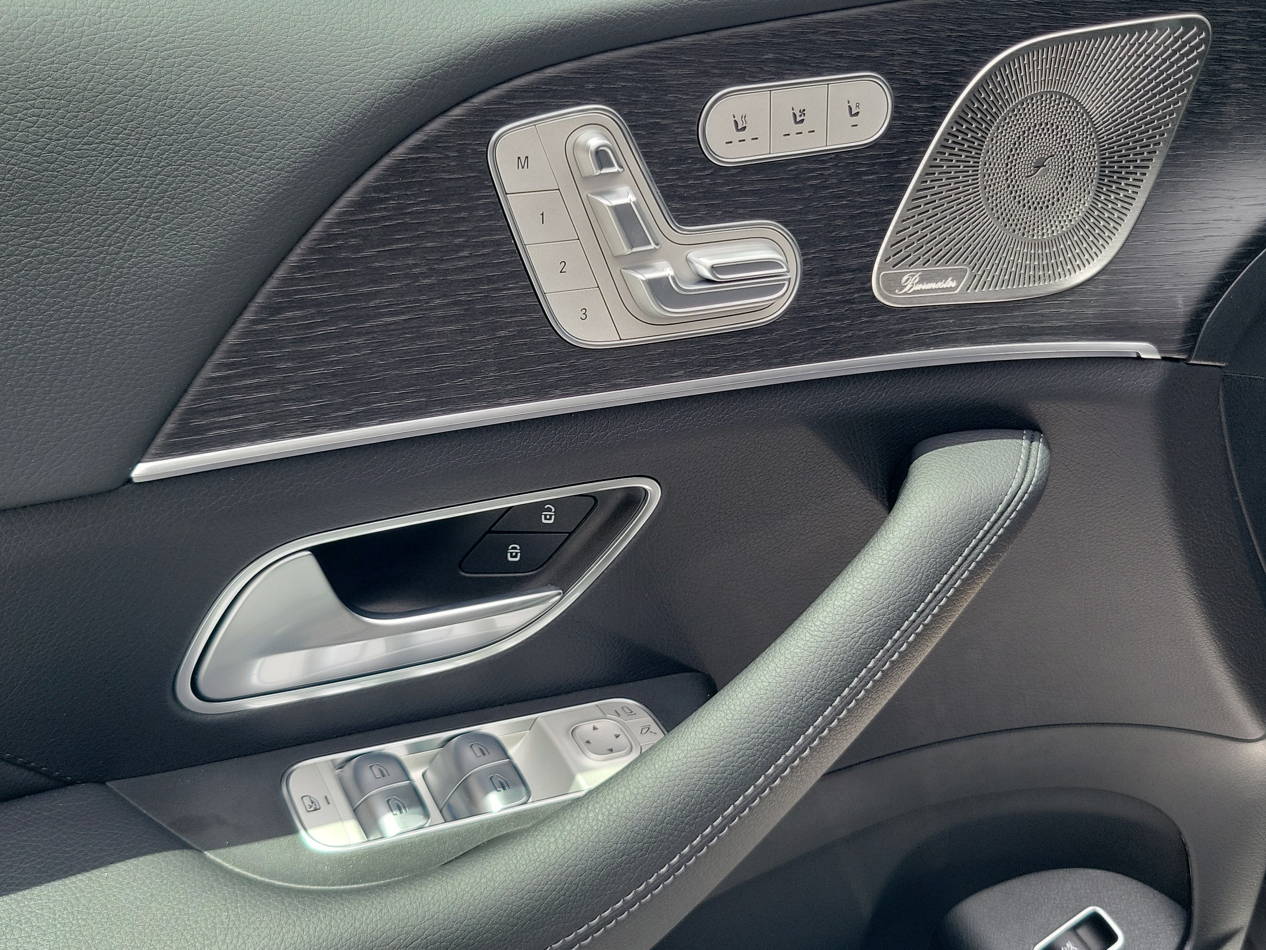 New 2026 Selenite Grey Metallic Mercedes-Benz GLE 450 image 52