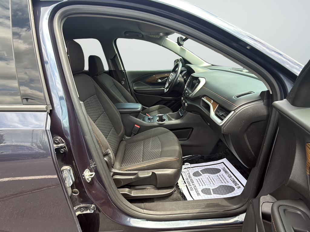 Used 2019 Blue GMC SLE image 9