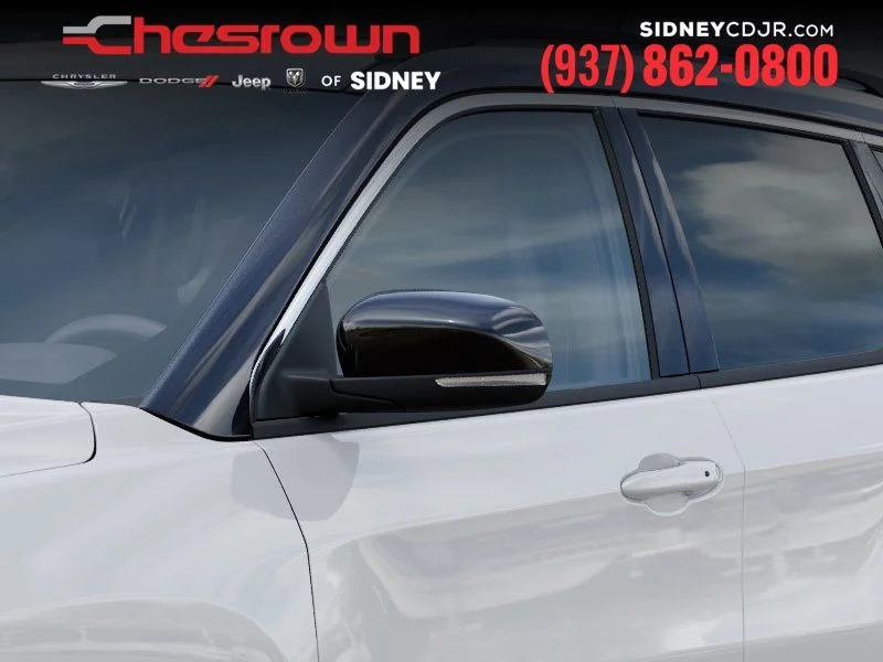 New 2026 Bright White Clear-Coat Exterior Paint Jeep Limited image 12