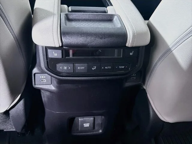 Certified Used 2024 WIND CHILL PEARL Toyota  image 23