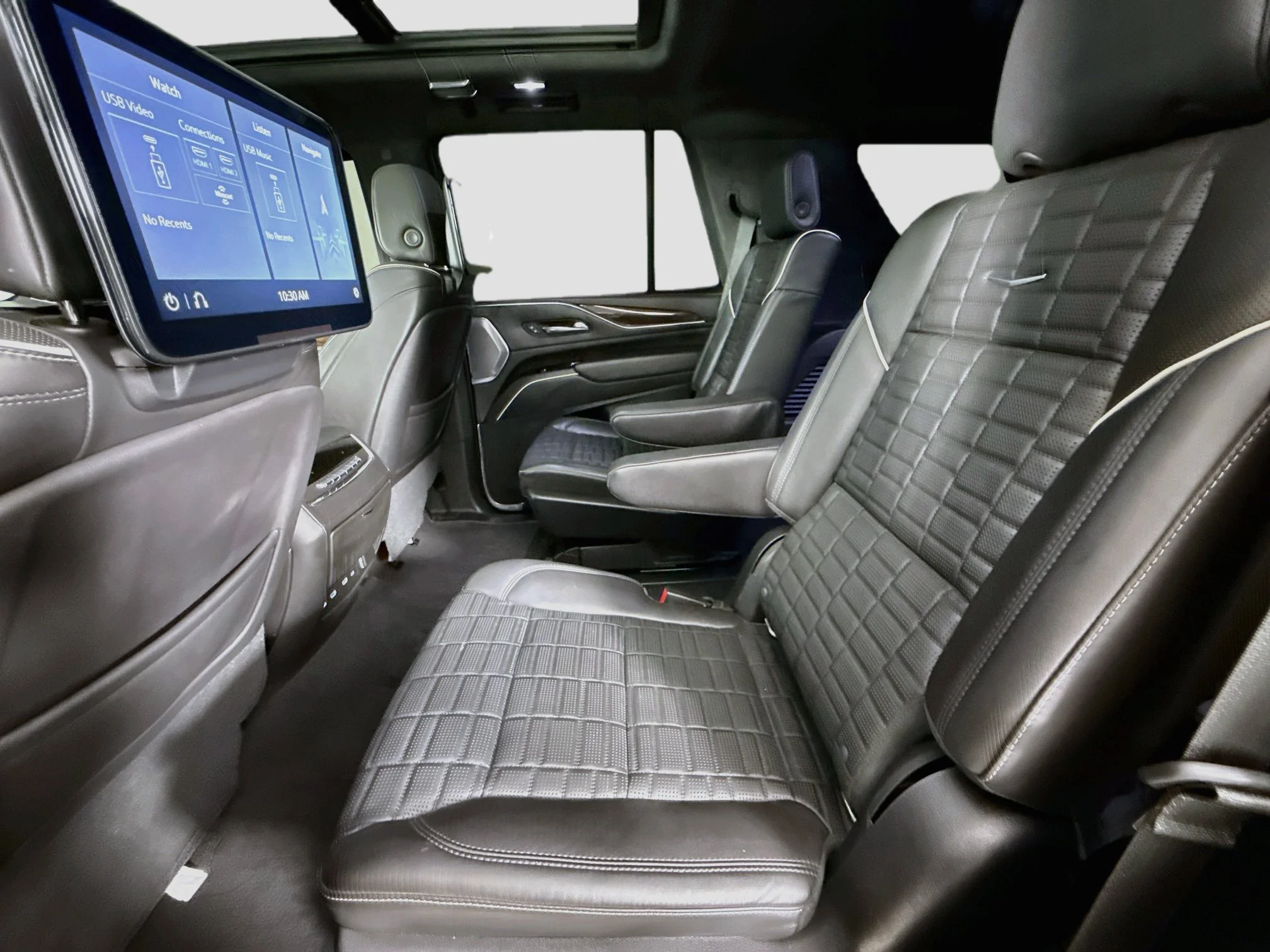 Used 2021 BLACK RAVEN Cadillac Sport Platinum image 27