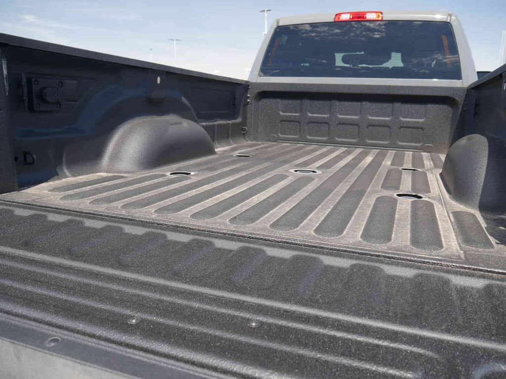 New 2026 Ceramic Gray Clear-Coat Exterior Paint RAM BIG HORN image 9