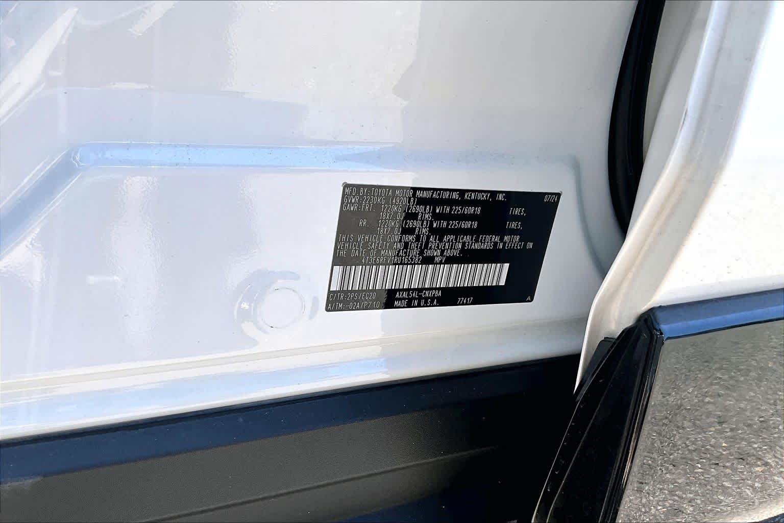 Used 2024 Wind Chill Pearl/Midnight Black Metallic Toyota Hybrid XSE image 35