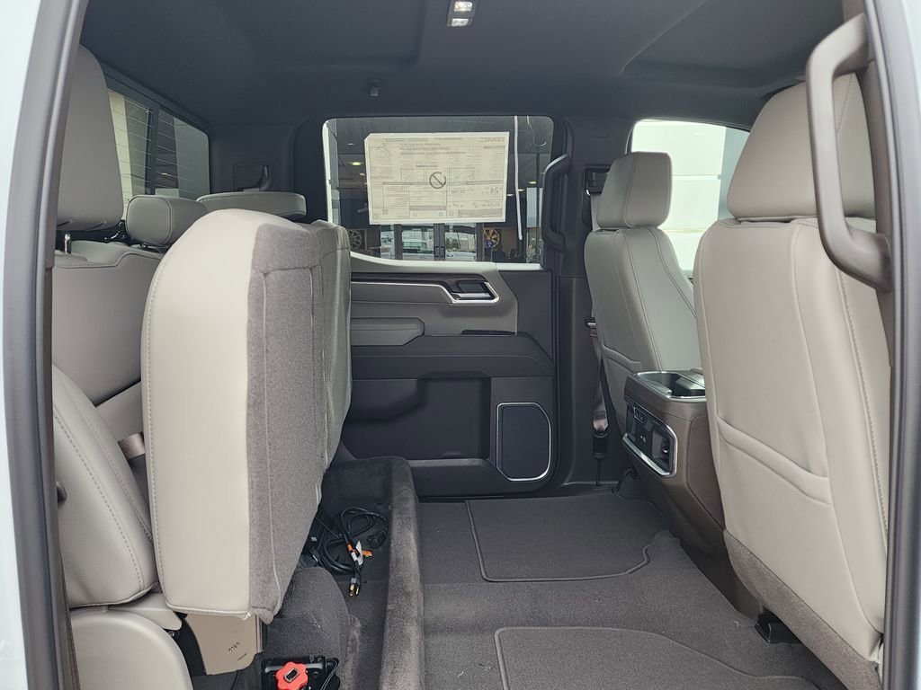 2026 GMC Sierra 1500 SLT - Photo 45