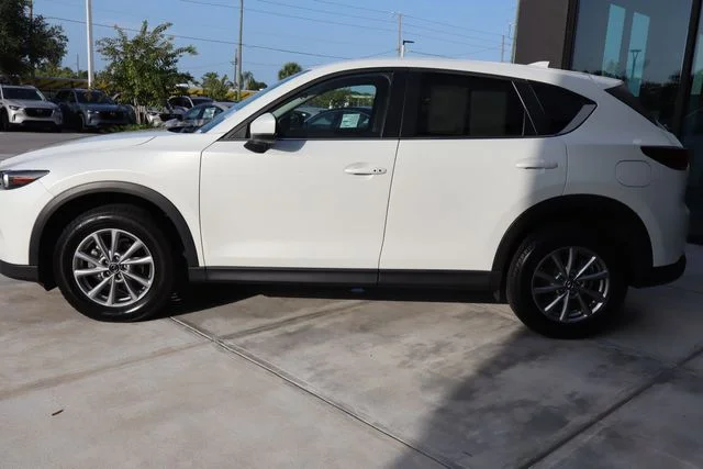 Used 2023 White Metallic Mazda 2.5 S Select Package image 7