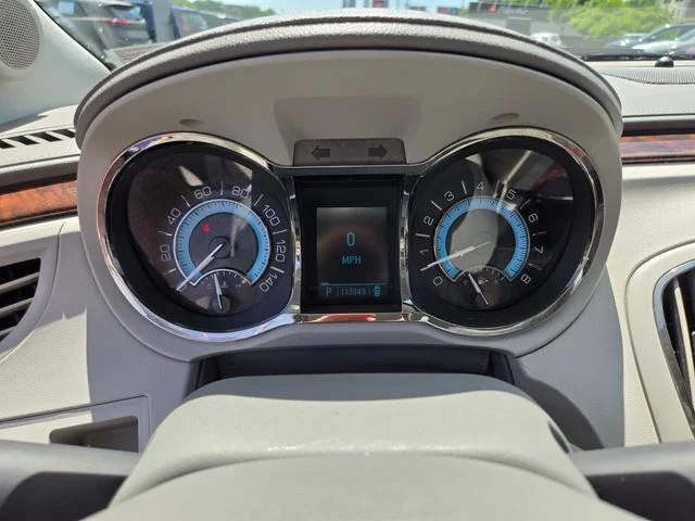 Used 2011 Silver Buick CXL image 34