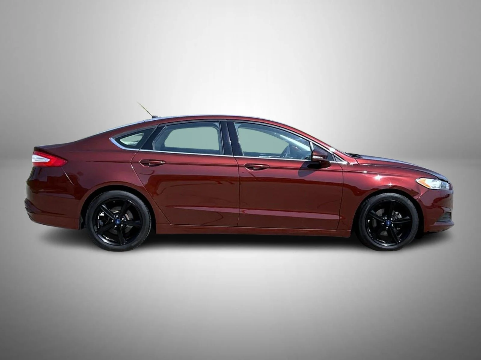 Used 2016 Brown Ford SE image 4