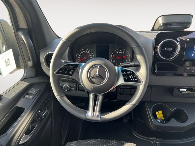 New 2026  Mercedes-Benz Cargo 144 WB image 12