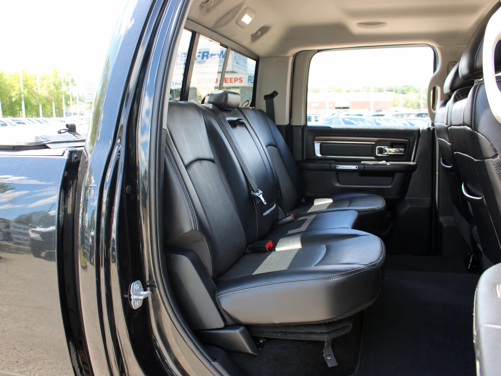 Used 2017 Black RAM Laramie | Manual Transmission | Heated/Vented Leather Seats | Nav | Bedliner | Diesel |* image 18