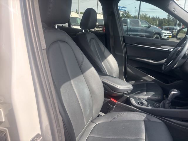Used 2018 Alpine White BMW xDrive28i image 10