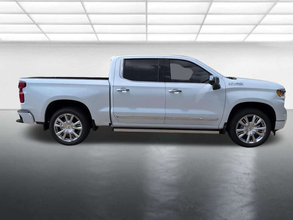 New 2026 Polar White Tricoat Chevrolet High Country image 36