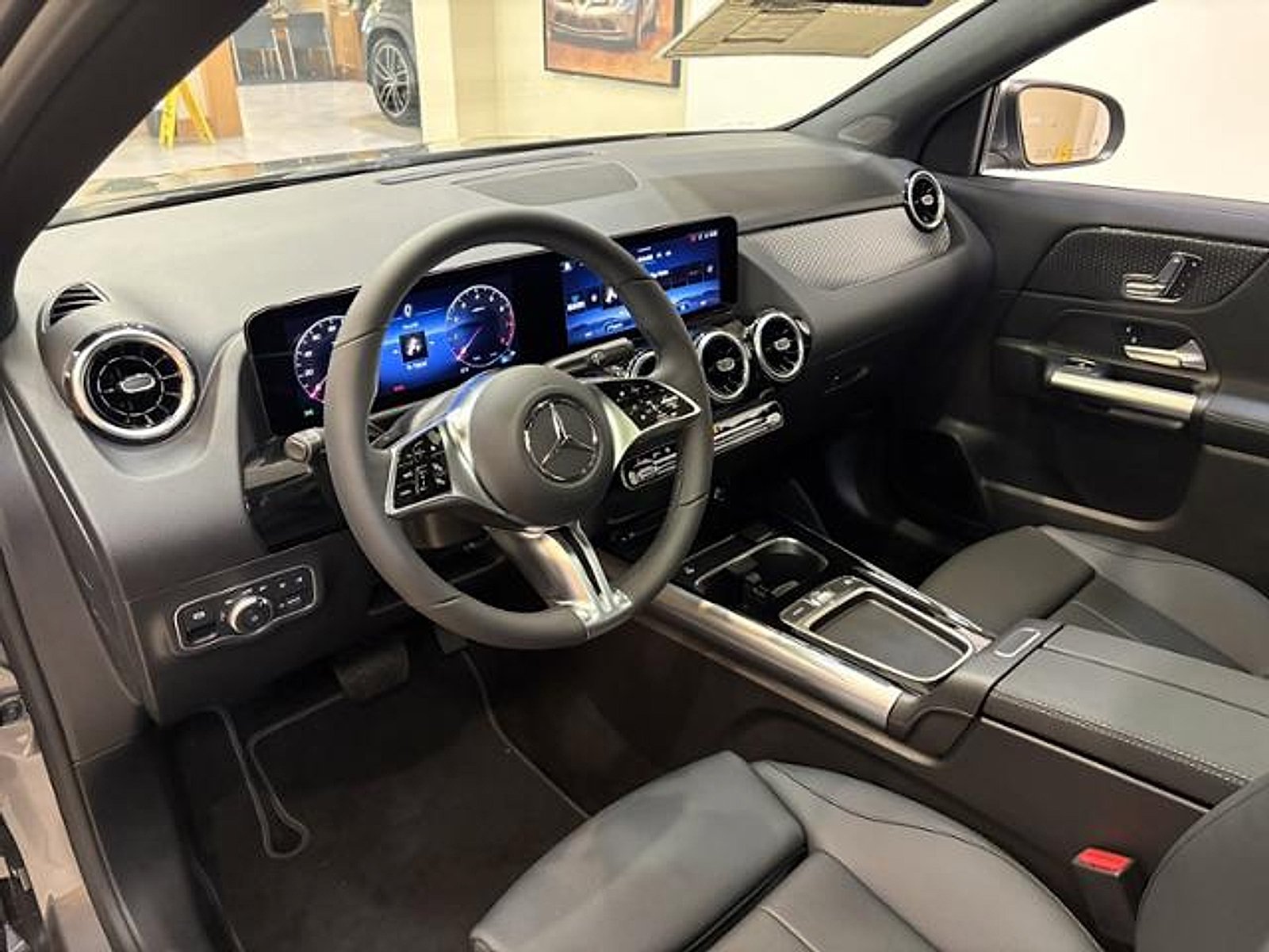 New 2026 Mountain Grey Metallic Mercedes-Benz 4MATIC® image 37