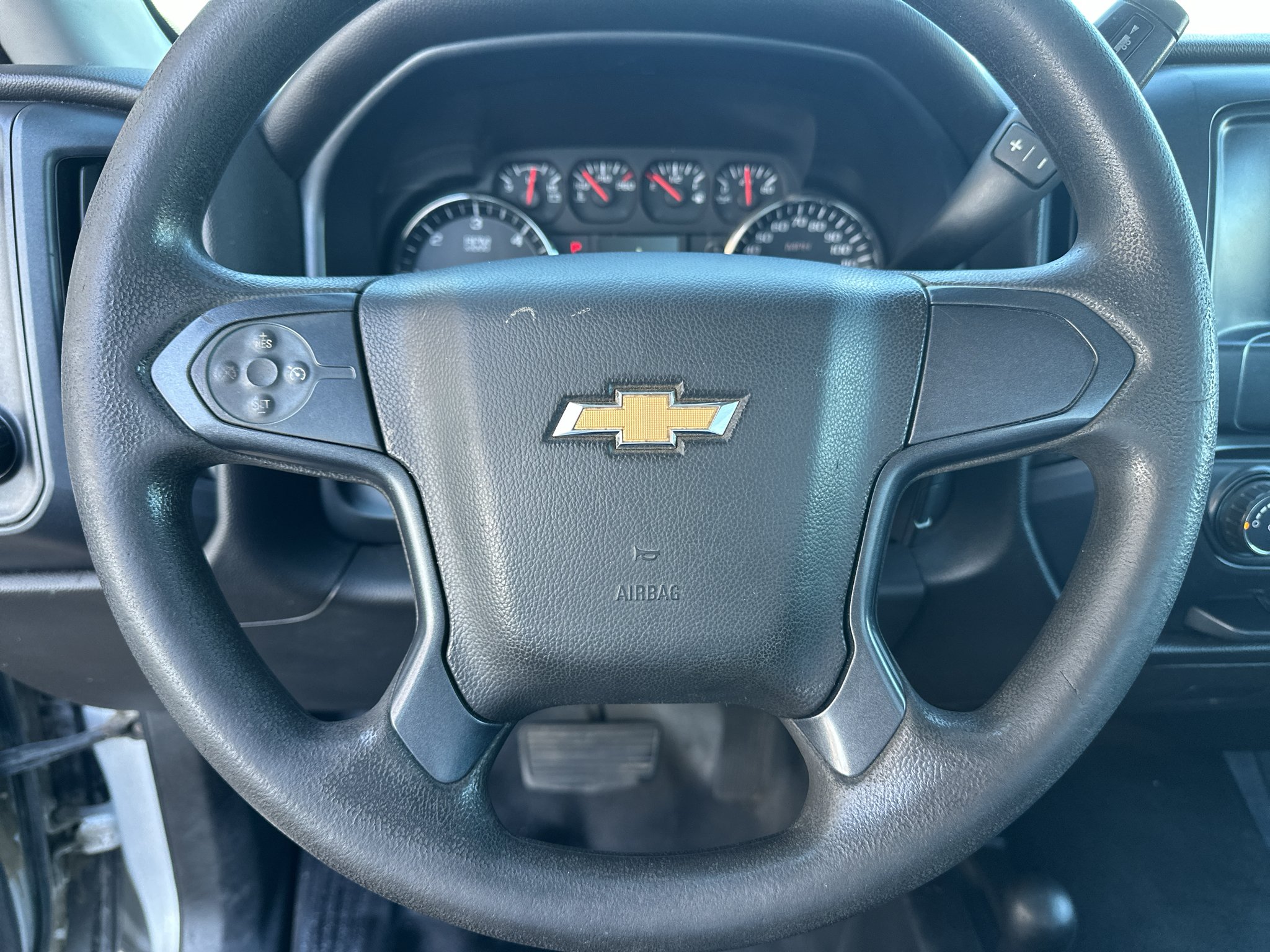 Used 2018 Silver Ice Metallic Chevrolet Work Truck image 16