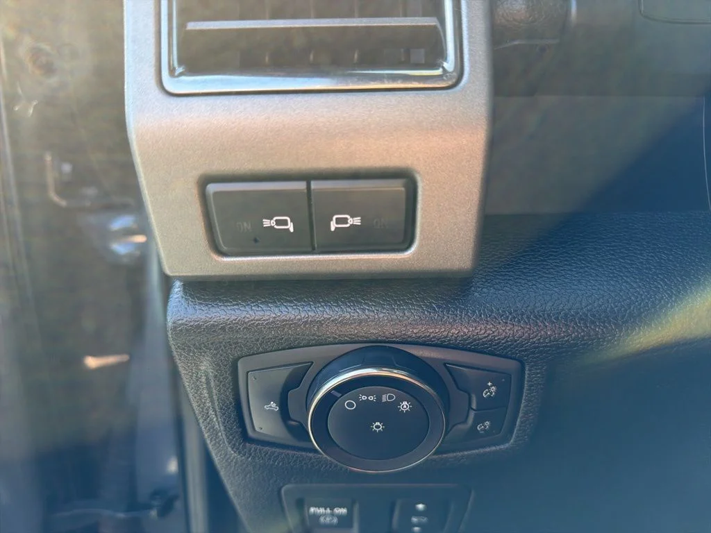 Used 2020 Gray Ford Raptor image 36