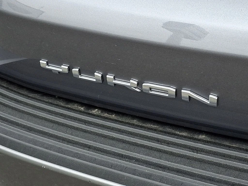 Used 2022 Gray GMC Denali image 33