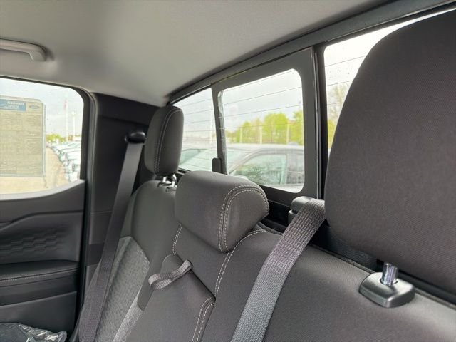 New 2026 Carbonized Gray Metallic Ford XLT image 11