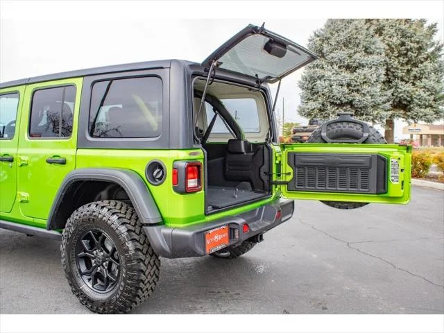 2026 Jeep Wrangler 4-Door Willys - Photo 11