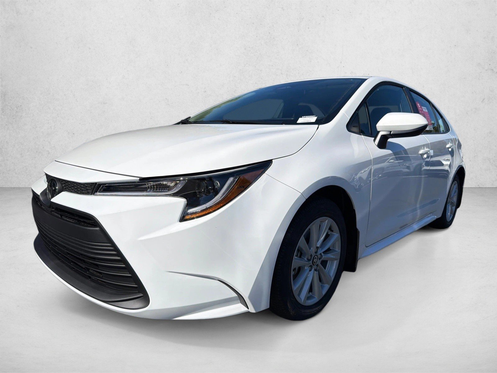 New 2027 Ice Cap Toyota LE image 7