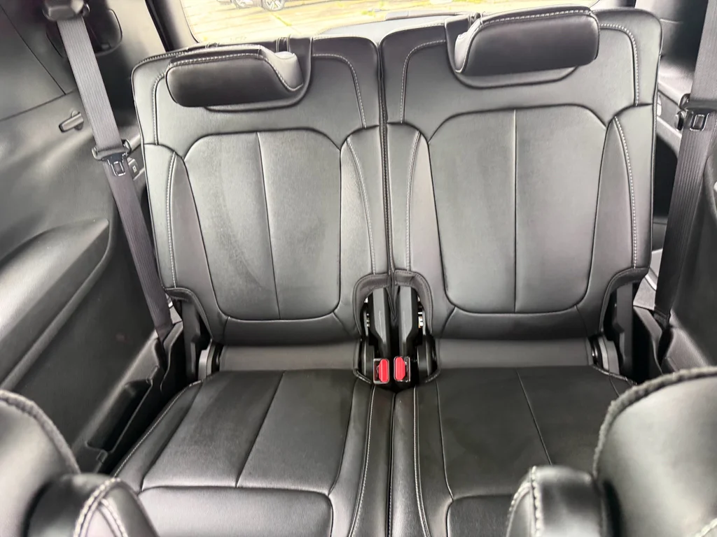 Used 2025 SILVER ZYNITH Jeep Limited image 27