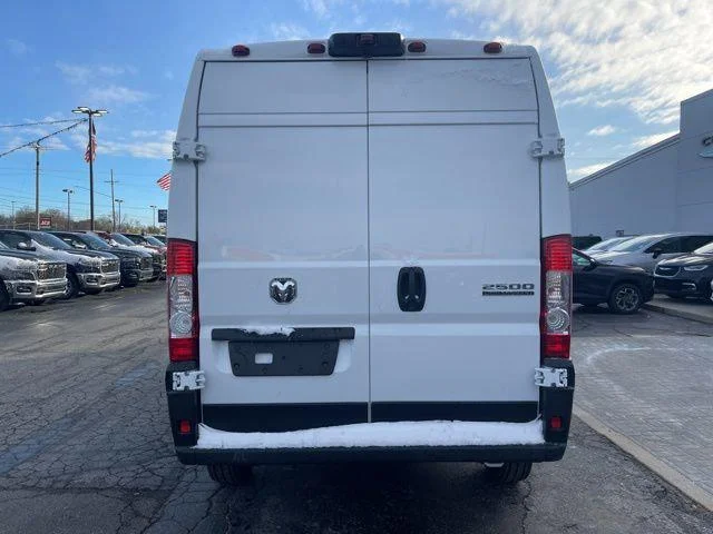New 2026 Bright White Clear-Coat Exterior Paint RAM Tradesman image 5