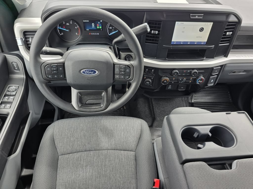 New 2026 Oxford White Ford XL image 33
