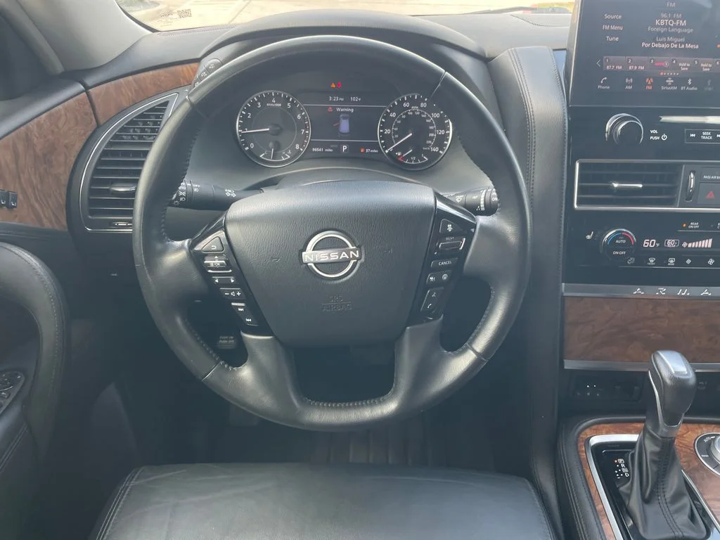 Certified Used 2022 Gray Nissan SL image 10