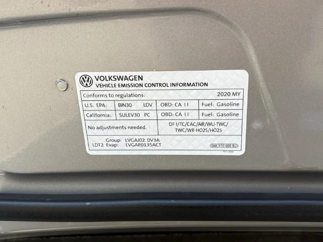 Used 2020 Silver Volkswagen 2.0T SE image 10