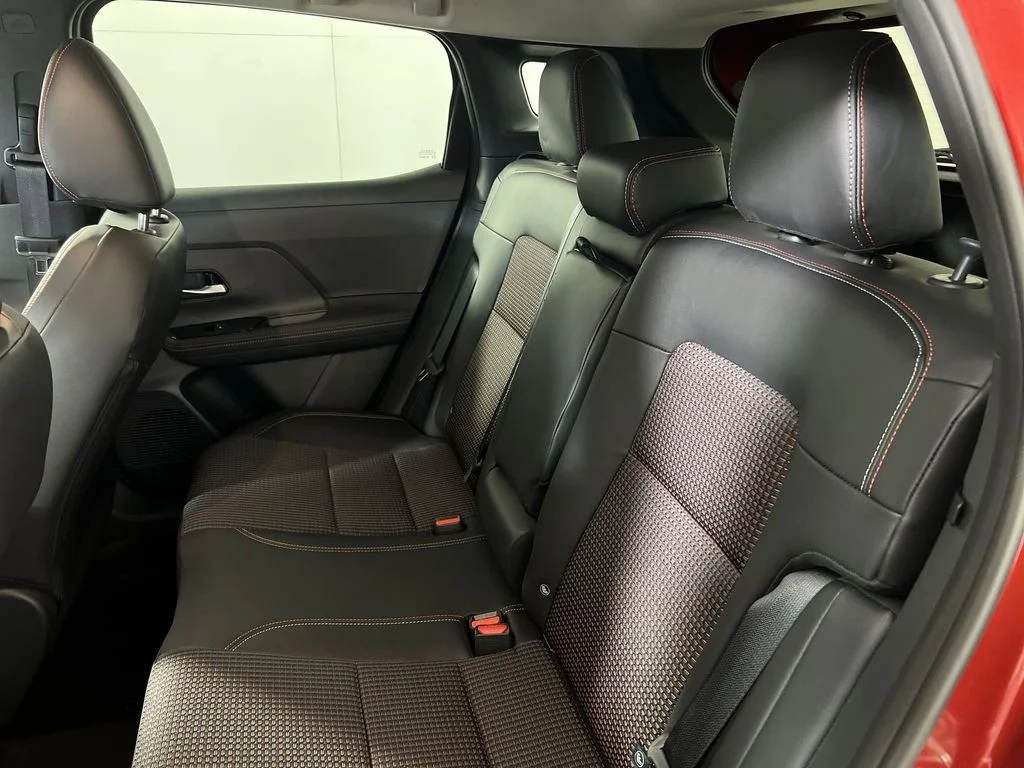2025 Nissan Kicks SR - Photo 23