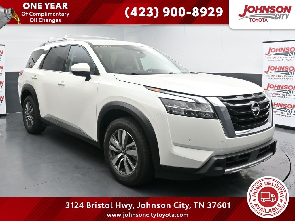 2023 Nissan Pathfinder SL