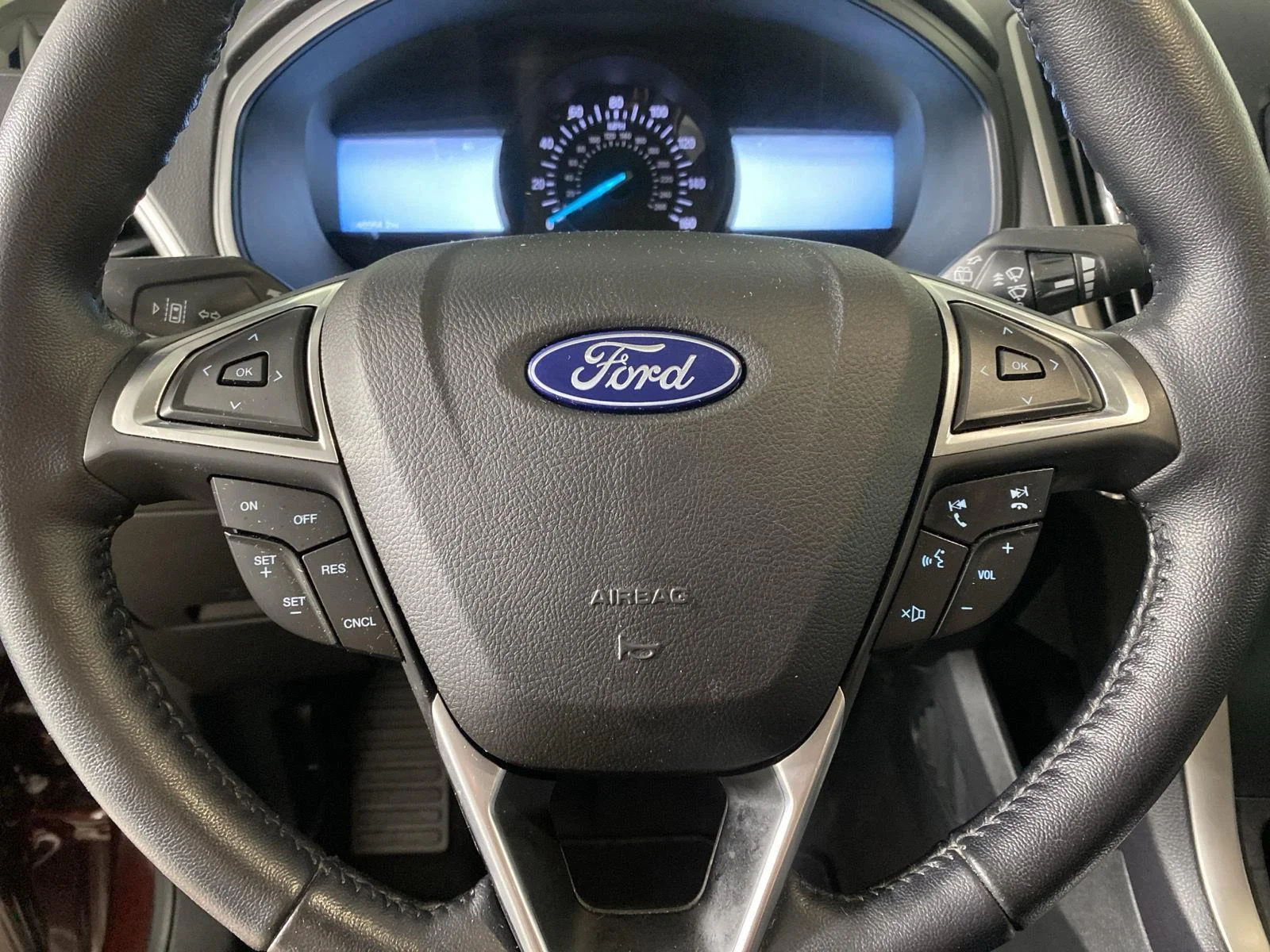 Used 2023 Burgundy Velvet Metallic Tinted Clearcoat Ford SEL image 17