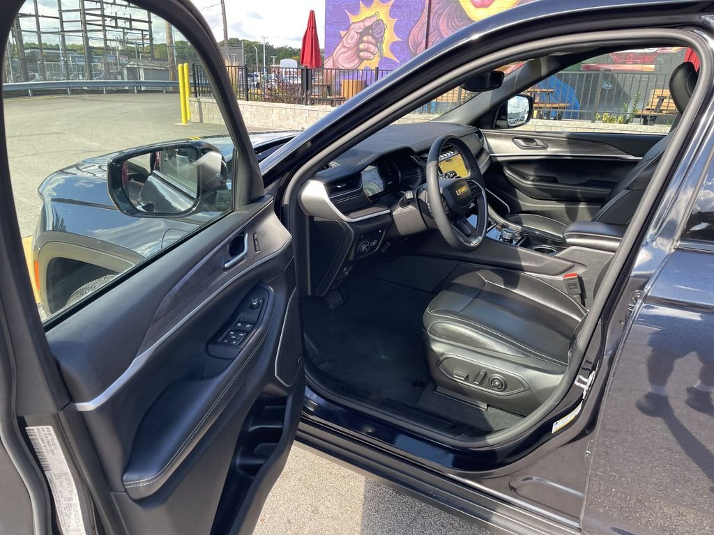 Certified Used 2024 Black Jeep 4xe image 14